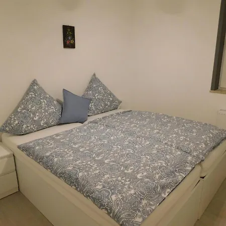 Haus Astenblick In Mit Gastraum Wanderveranstaltungen Und Familienfeiern Winterberg