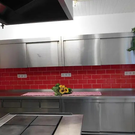 Haus Astenblick In Mit Gastraum Wanderveranstaltungen Und Familienfeiern Tatil Evi Winterberg