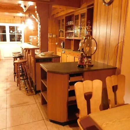 Haus Astenblick In Mit Gastraum Wanderveranstaltungen Und Familienfeiern Winterberg