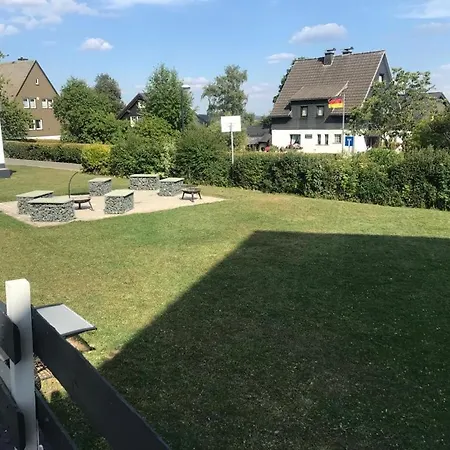 Haus Astenblick Winterberg Appartments Mit Gastraum Weihnachtsfeier,Wanderveranstaltungen Und Familienfeiern *