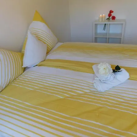 Haus Astenblick In Mit Gastraum Wanderveranstaltungen Und Familienfeiern Tatil Evi Winterberg