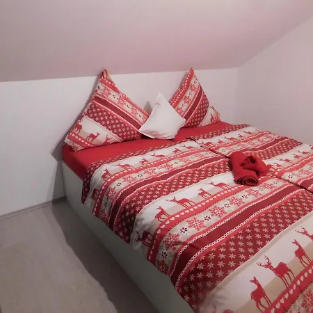 Haus Astenblick Winterberg Appartments Mit Gastraum Weihnachtsfeier,Wanderveranstaltungen Und Familienfeiern Feriehus *