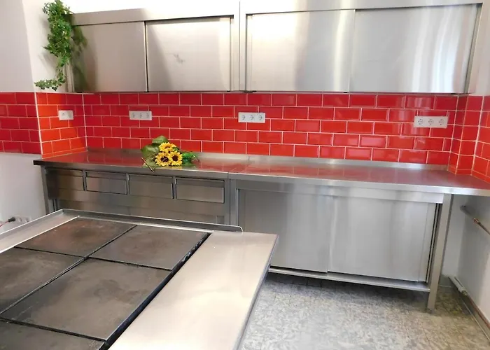 Haus Astenblick In Mit Gastraum Wanderveranstaltungen Und Familienfeiern *